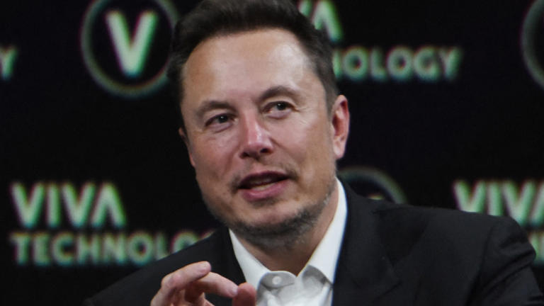 5 Worst Money Lessons From Elon Musk